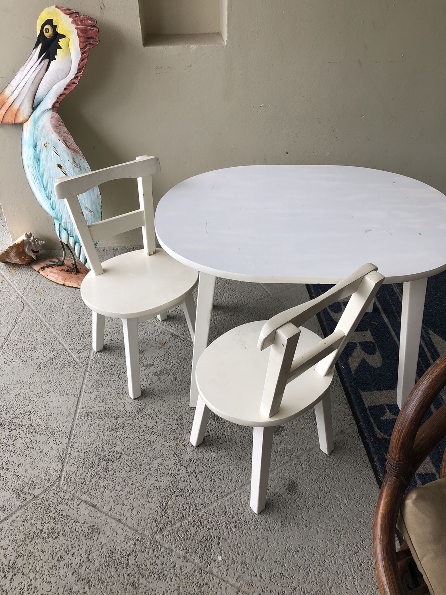 Solid wood kids table and 2 chairs