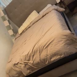 queen size bed 