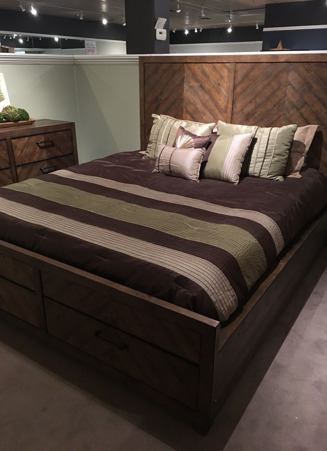 Four piece king size bed