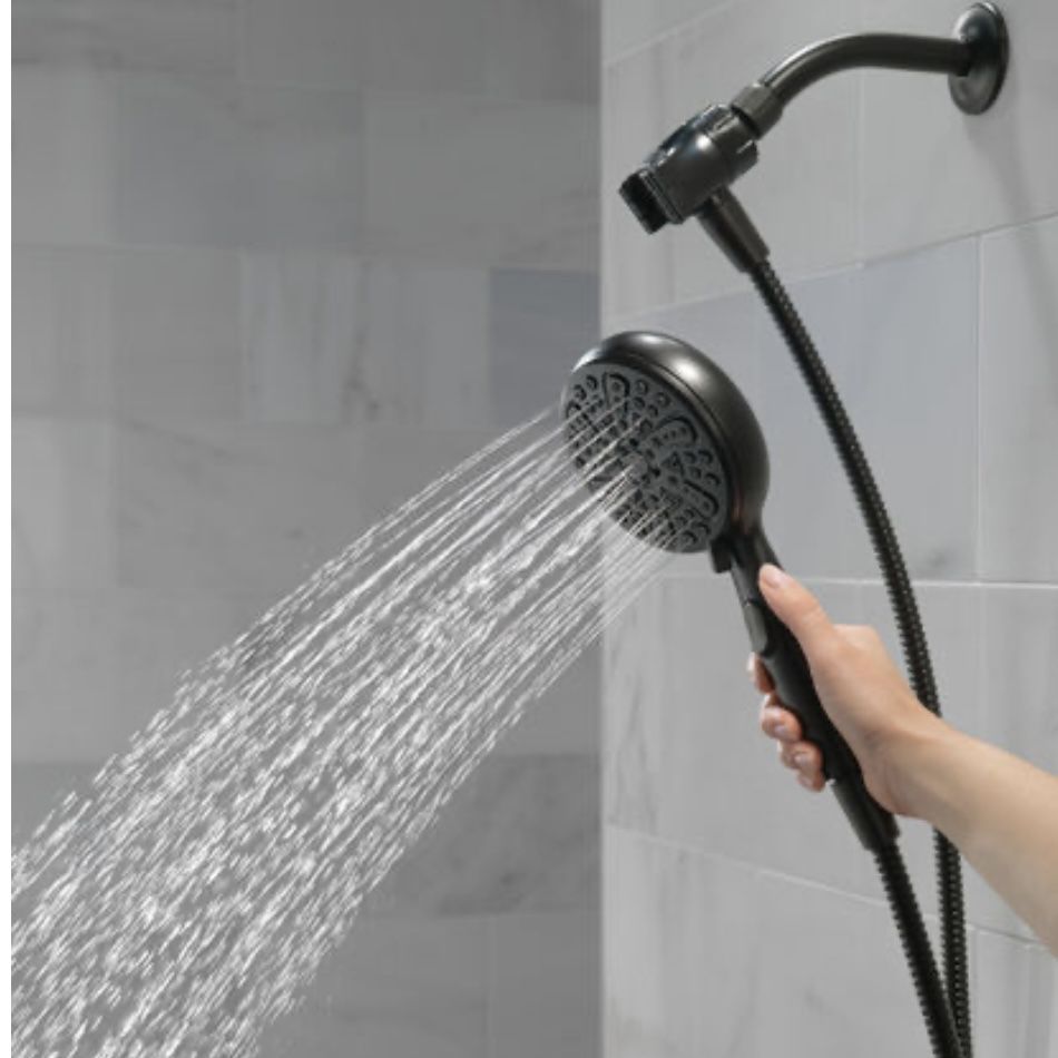 DELTA 6-Setting SureDock Magnetic Hand Shower in Black