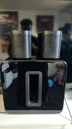 Sonos subwoofer and speakers