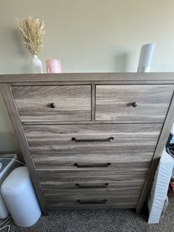 Bedroom set