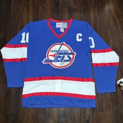 NHL Vintage Winnipeg Jets Dale Hawerchuk #10 Sewn Jersey Sz Large 48 CCM NWT