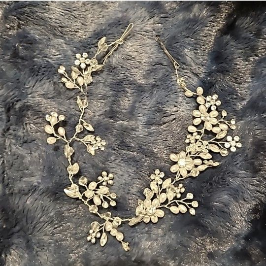 Wedding hair piece accessory