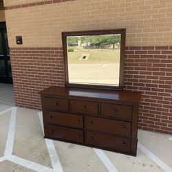 Solid Wood 6 Drawer Dresser with Mirror – Bedroom Set