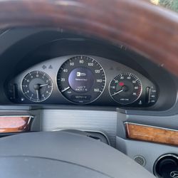 Mercedes Benz E500