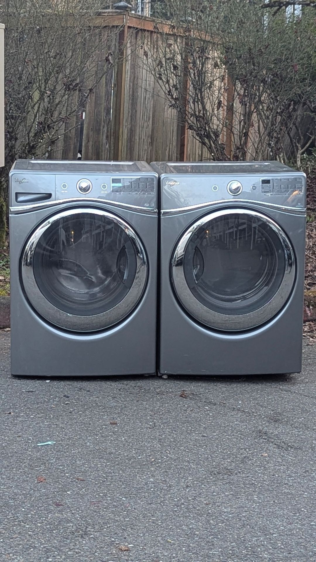 WHIRLPOOL XL Capacity 4.5 cuft washer and 7.4 cuft Electric Dryer. Works Perfect. 30 Days warranty