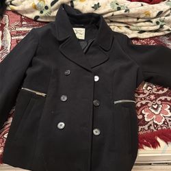 Chamarra negra de mujer