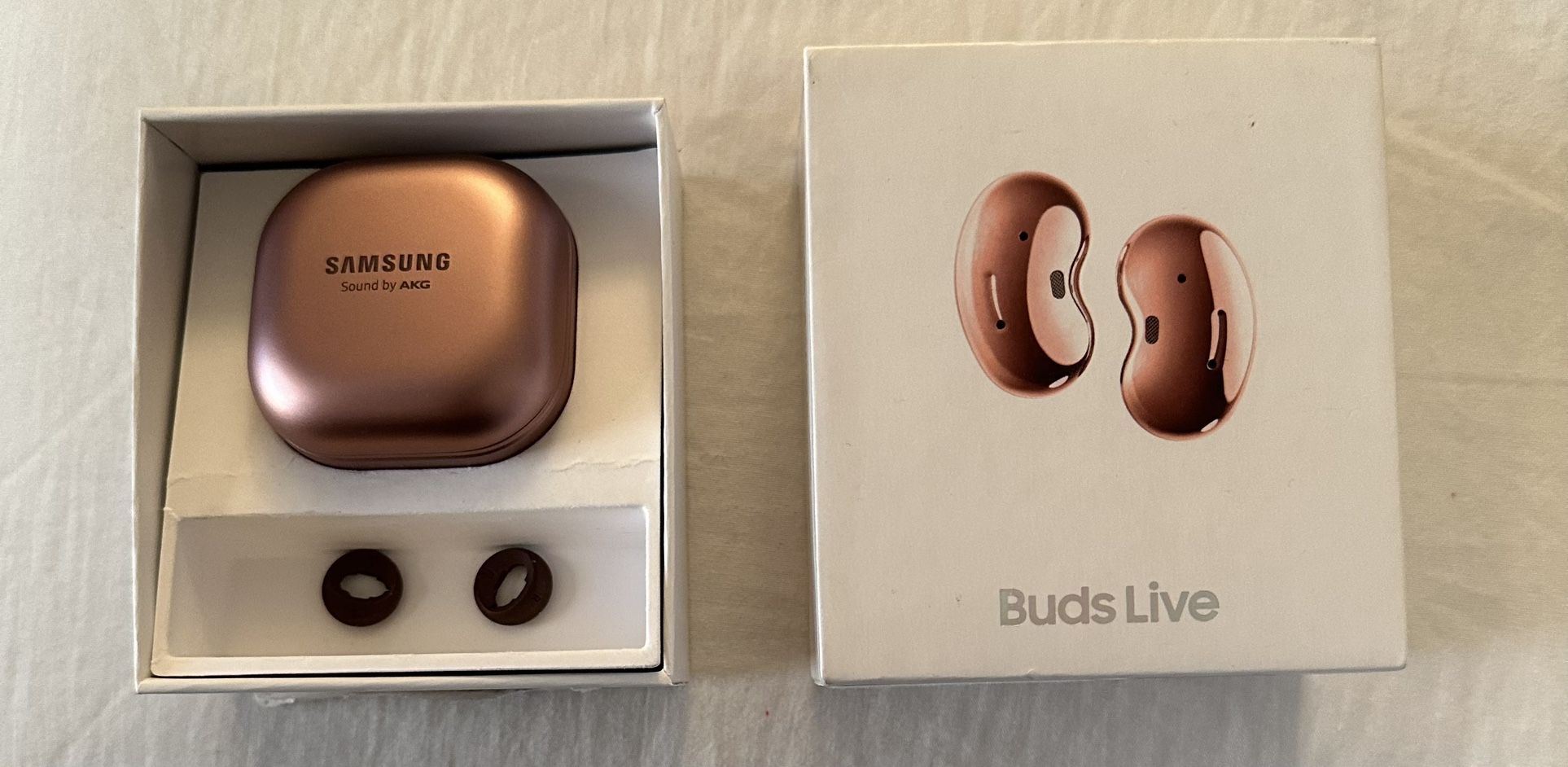 Wireless Earbud Headphones