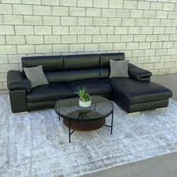 *Free Delivery* Modern Sectional Couch Sofa  