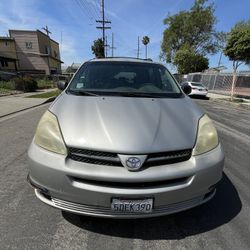 2005 Toyota Runs Great No issues Tags 2026 BILL OF SALE ONLY $1300 FIRM