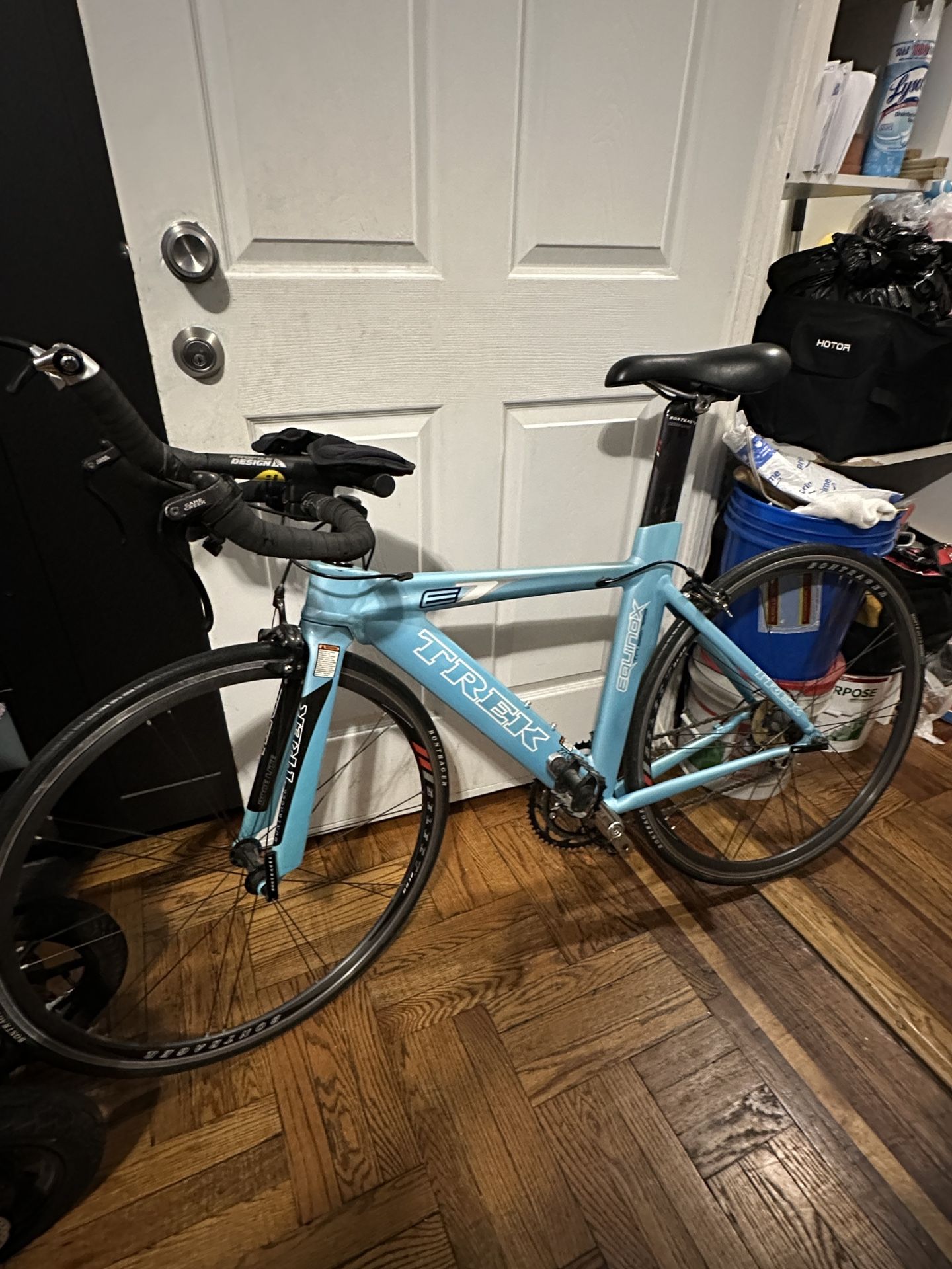 Trek Equinox 7