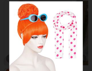 Lucy Wilde Halloween costume accessories