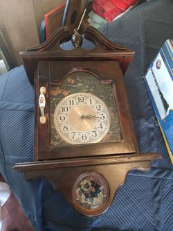 1970 Antique Wallclock