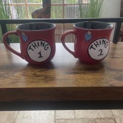 Universal Studios Dr. Seuss Thing 1 & Thing 2 Mug Set