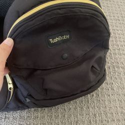 Tush baby - Carrier