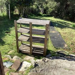 Free Wooden Rack