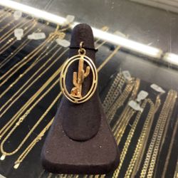 14KT Gold Saguaro Pendant 26882-1