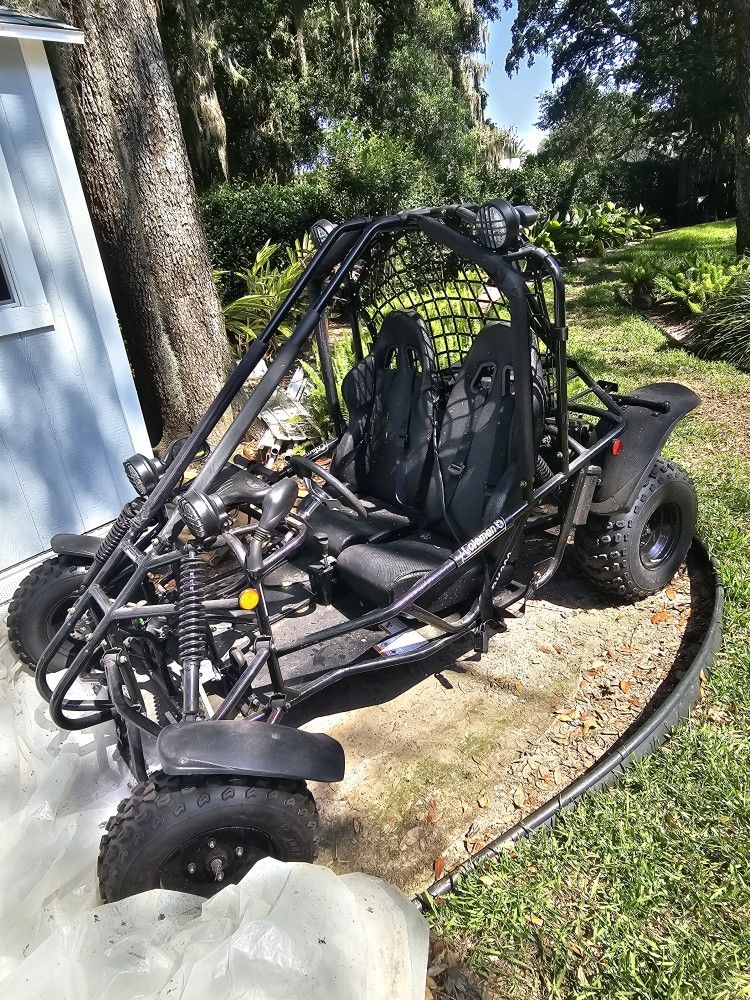 Coleman Powersports BK200-K 177.3cc Gas-Powered Adult Go-Kart