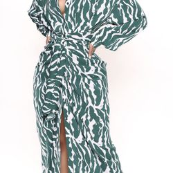 Fashion Nova maxi dress