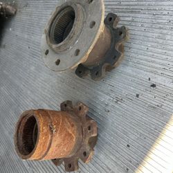 Dana 60 Front Wheel Hubs 