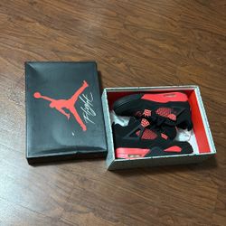 Jordan 4 Red Thunders