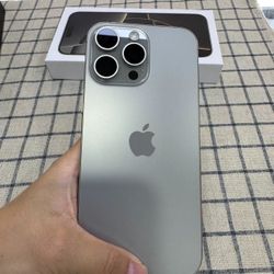 Apple iPhone 16 pro max 1Tb