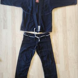 Break Point Kids BJJ Gi - Black, Size K1 (Used Condition) - Jiu Jitsu Uniform