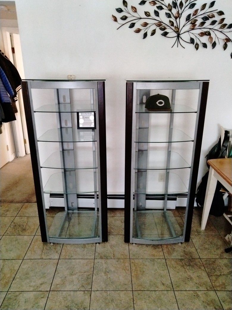 Display Shelves