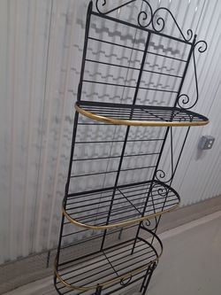 Kitchen shelf