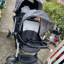 Graco double Stroller Price 70$.  Pick Up.  E. Side.  Tacoma