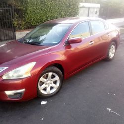 2014 nissan  S