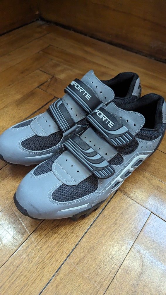 Forte men's 10.5 Cycling Shoes