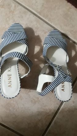 Anne Klein Sandles - $10