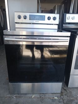 Stove And Refrigerator