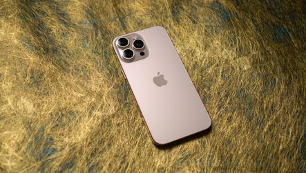๐ฑ Apple iPhone 16 Pro Max 5G โ Starting today only $799 or $1 to Take It Home Today!
