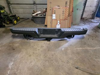 2017-2020 FORD F-150 RAPTOR REAR BUMPER COMPLETE ASSEMBLY GOOD CONDITION
