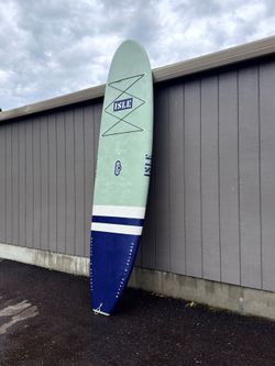 ISLE paddle board + accessories