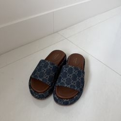 Gucci Women’s Platform Sandals 5.5