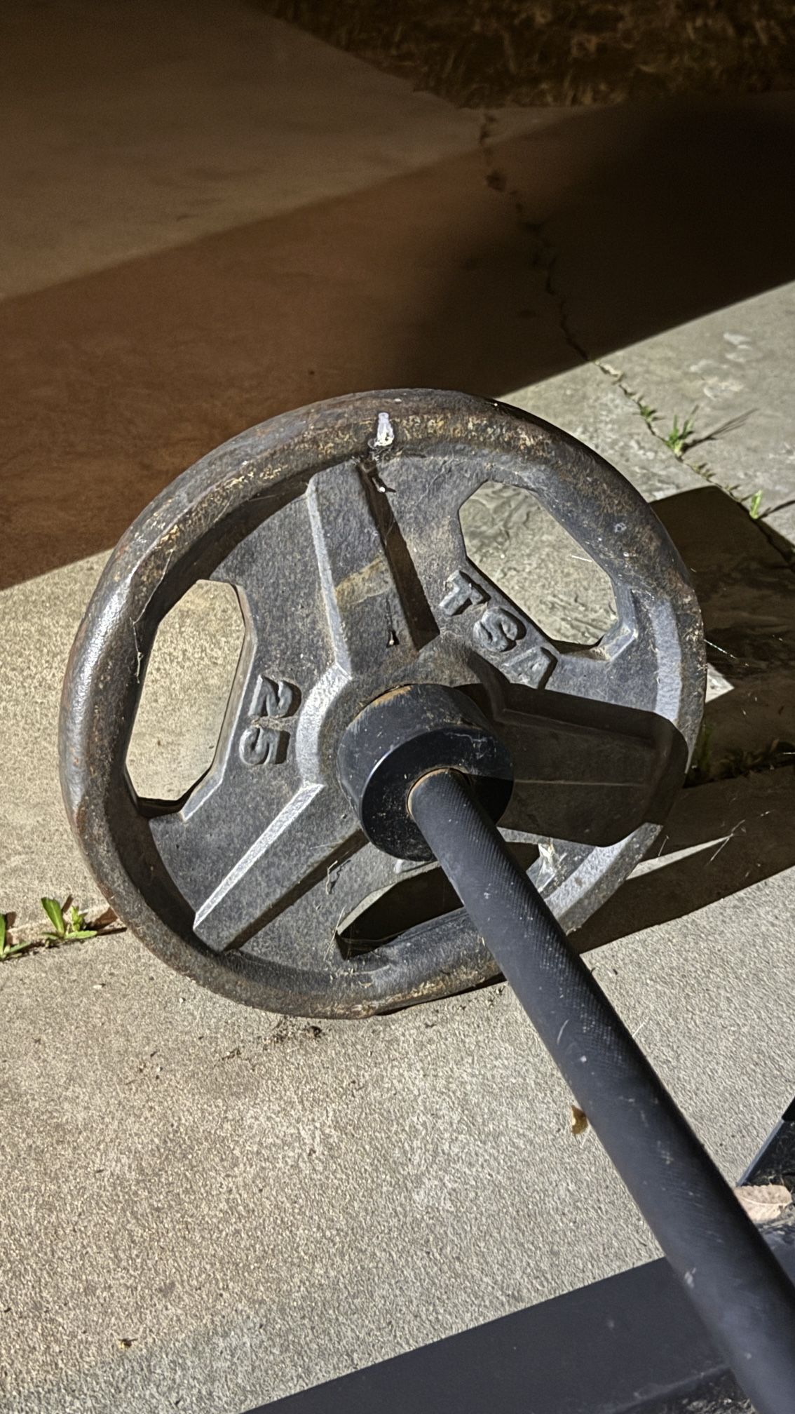 Home Gym Bench Press Setup – Great Condition