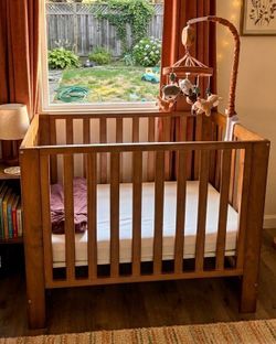 🌿 MAMAZING 6-in-1 Mini Crib Bundle + AeroBase Mattress & Musical Mobile