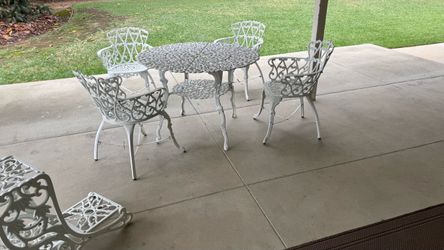 Cast aluminum 6 pc set patio white