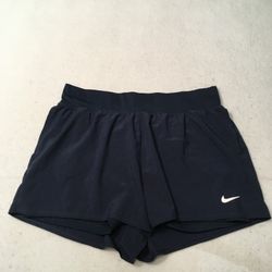 NIKE. TENNIS SHORTS LEGGINGS COMBO  XL NAVY EXCELLEBT CONDITION