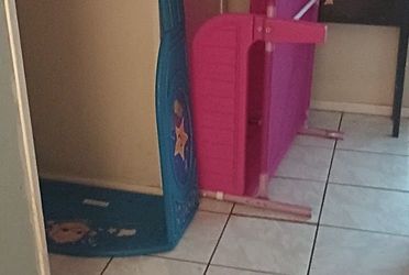 princess & cocomelon toddler beds