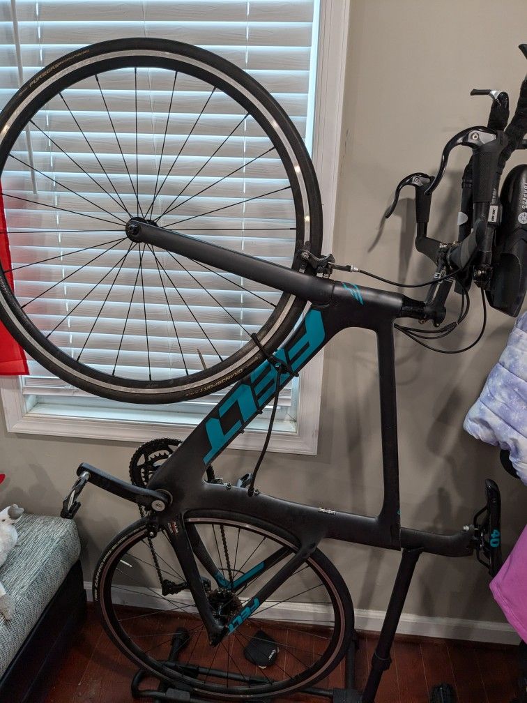 Felt B14 Triathlon Bike