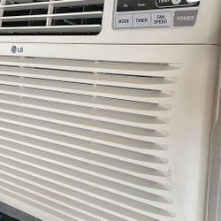 10,000 BTU Air Conditioner  - Works Great