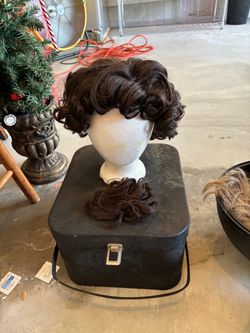 Wigs - hairstyling