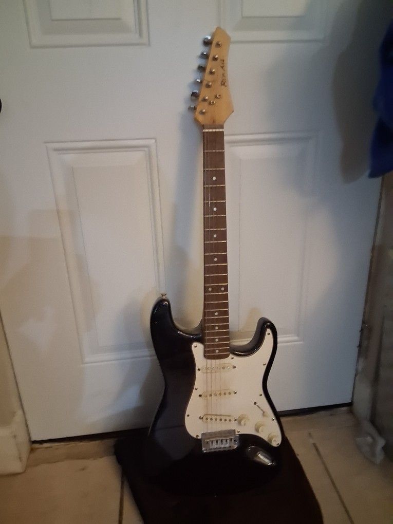 Rok Axe Guitar
