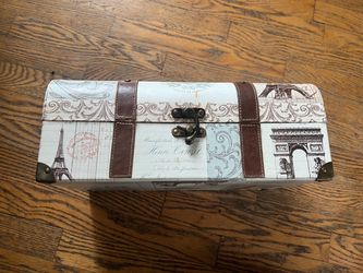 Paris Box