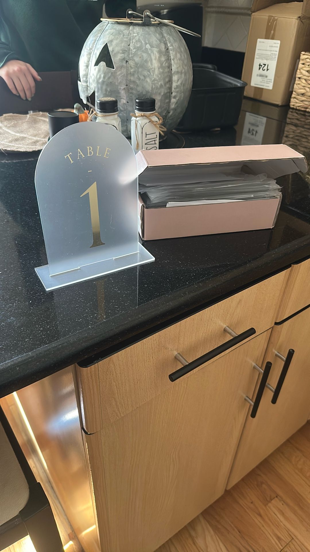 Table Numbers (1-15) **NEW